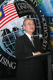Tun Abdullah giving his speech during the opening of Limkokwing London.