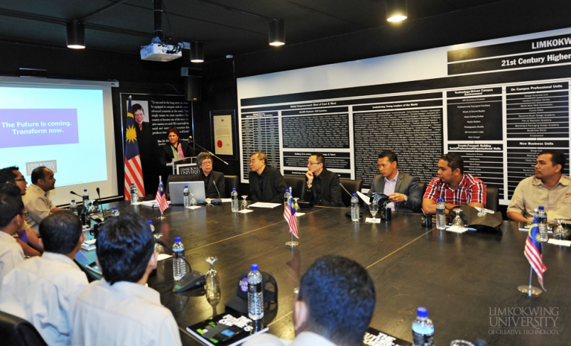 Delegates from Felda Global Ventures Holdings Berhad visit Limkokwing University, Cyberjaya