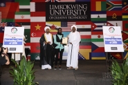 Sudanese students’ Henna Graduation Ceremony