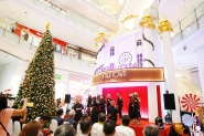 Limkokwing International Goodwill Ambassadors spread the joy of Christmas at NU Sentral