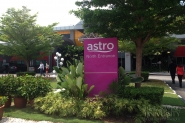 Multimedia Creativity students went on studio tour and industry talk in Astro broadcast complex