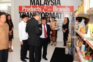 Vice Minister of Industry & Commerce, Laos Visits Limkokwing