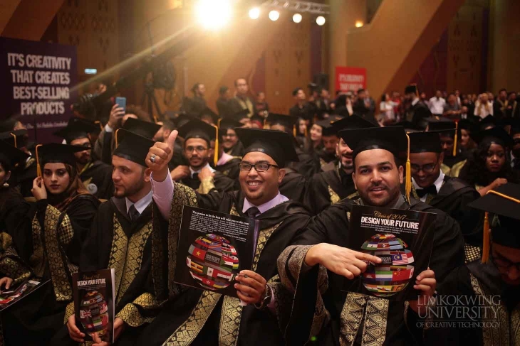 Over 1000 graduates are now ready to design their future
