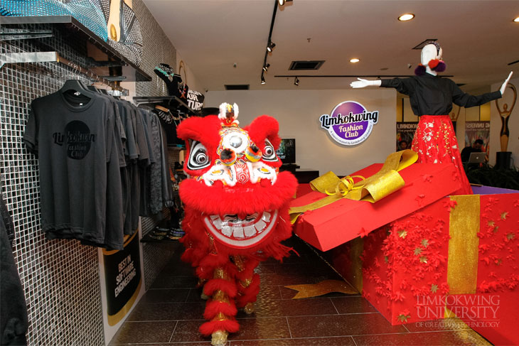 Limkokwing Fashion Club celebrates Chinese New Year at Publika